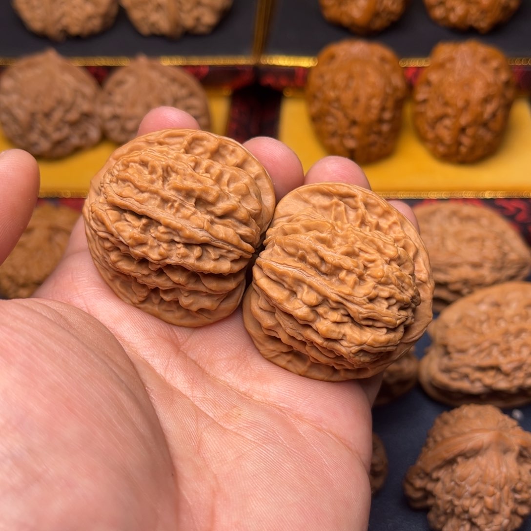 文玩核桃吊坠楼子