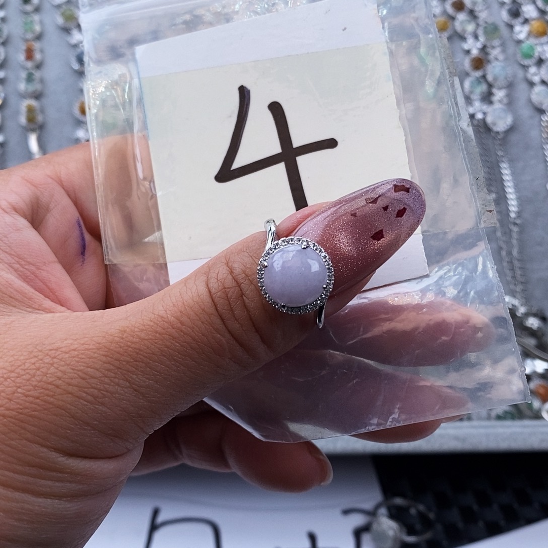 翡翠未镶嵌戒指缅甸