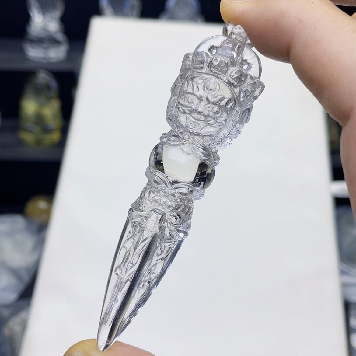 【闪购商品】水晶颈饰未镶嵌白水晶精雕金刚降魔杵