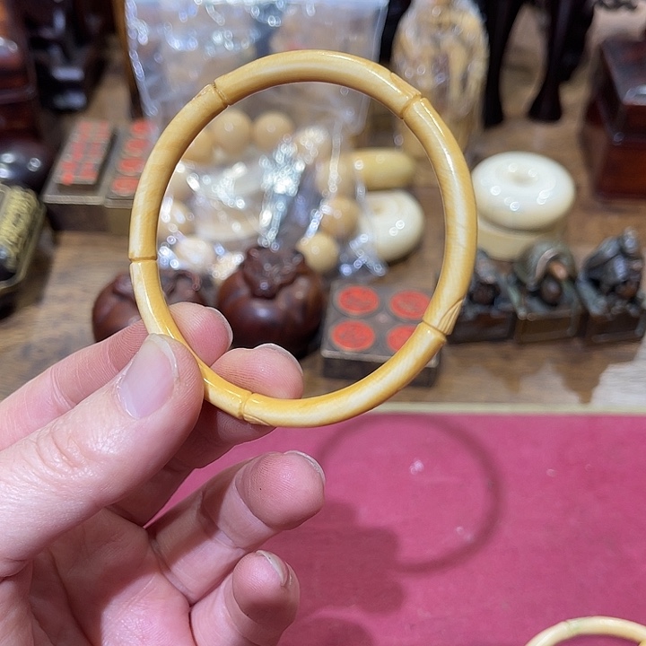 香榧木过年放福利了