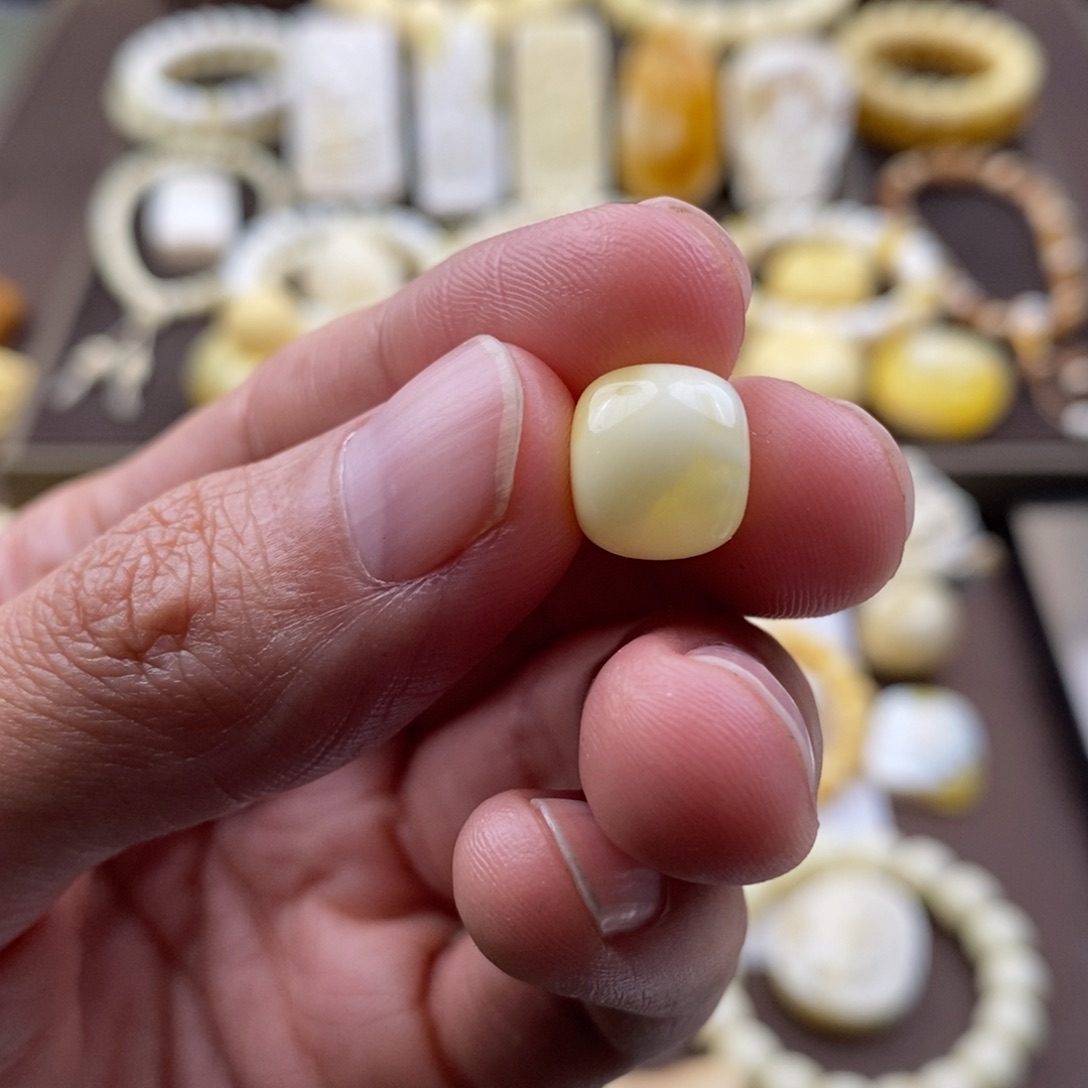 琥珀裸石未镶嵌蜜蜡吊坠吊坠项链