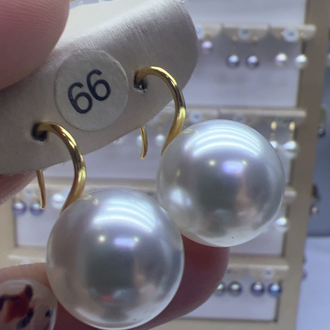 淡水珍珠耳饰18K金镶嵌