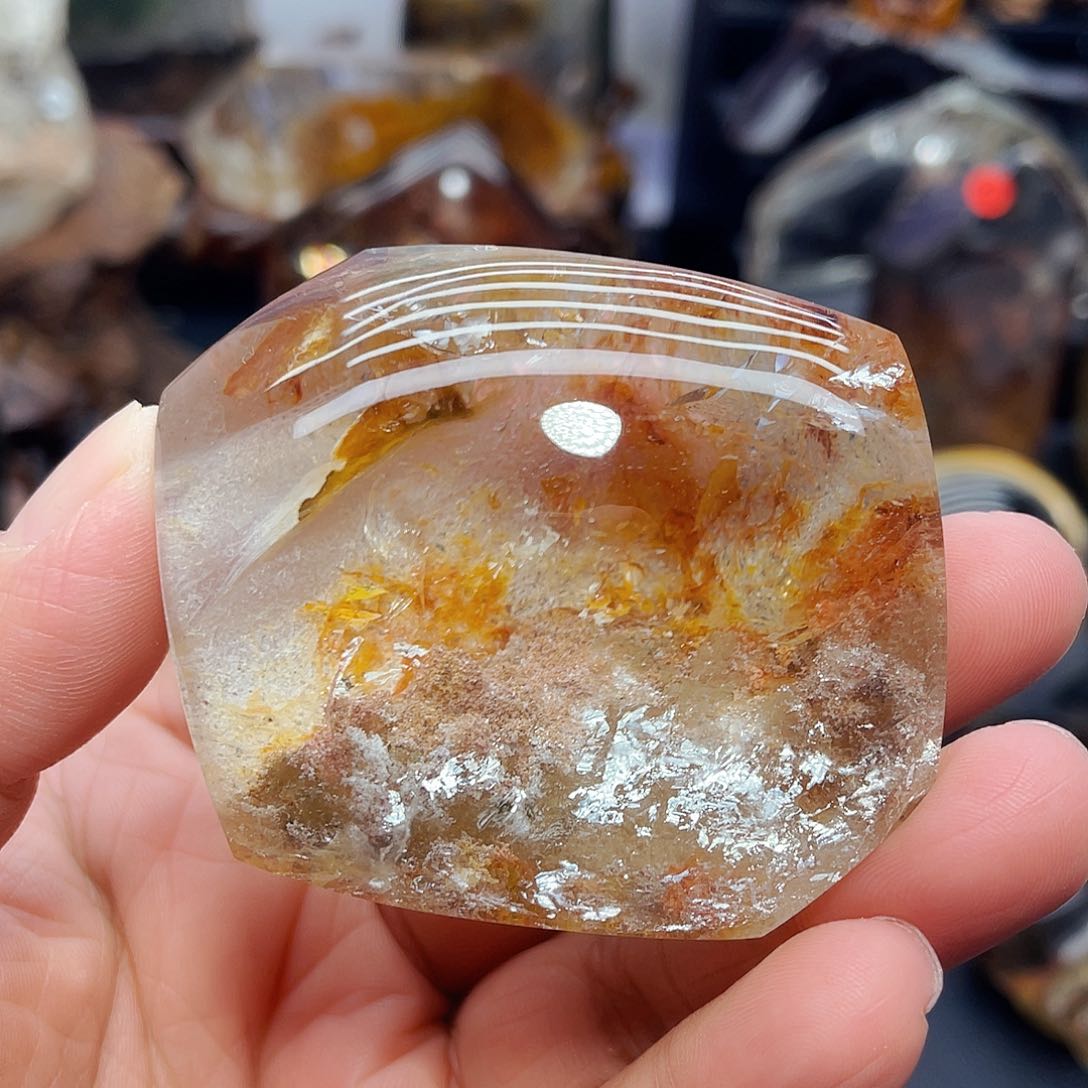 未镶嵌水晶大型摆件（非配饰）