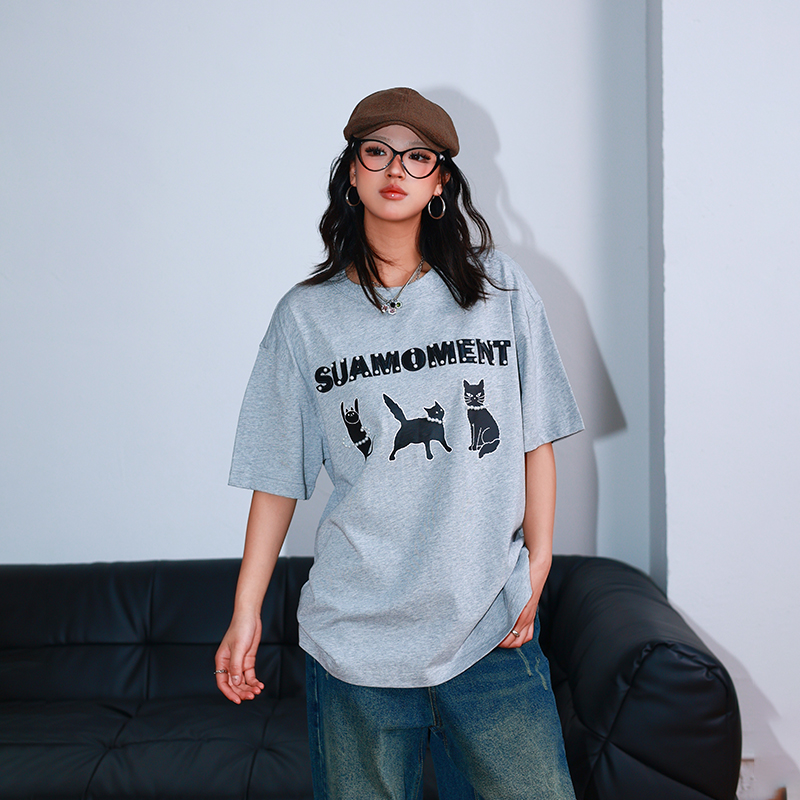 SuaMoment抓痕皮革珍珠绣猫咪印花短袖T恤男女夏可爱宽松休闲体恤