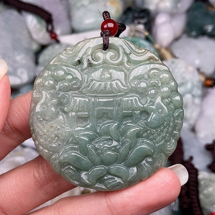 颈饰未镶嵌翡翠翡翠