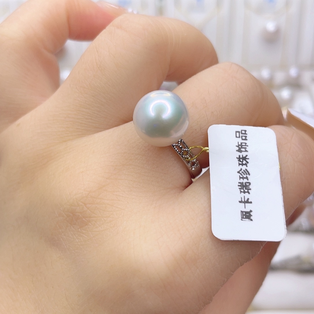 淡水珍珠未镶嵌吊坠(赠链)