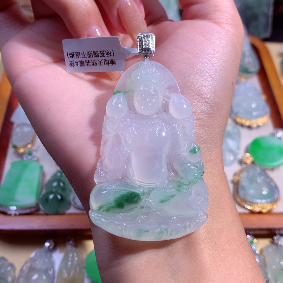 翡翠吊坠(不含链)18K金镶嵌