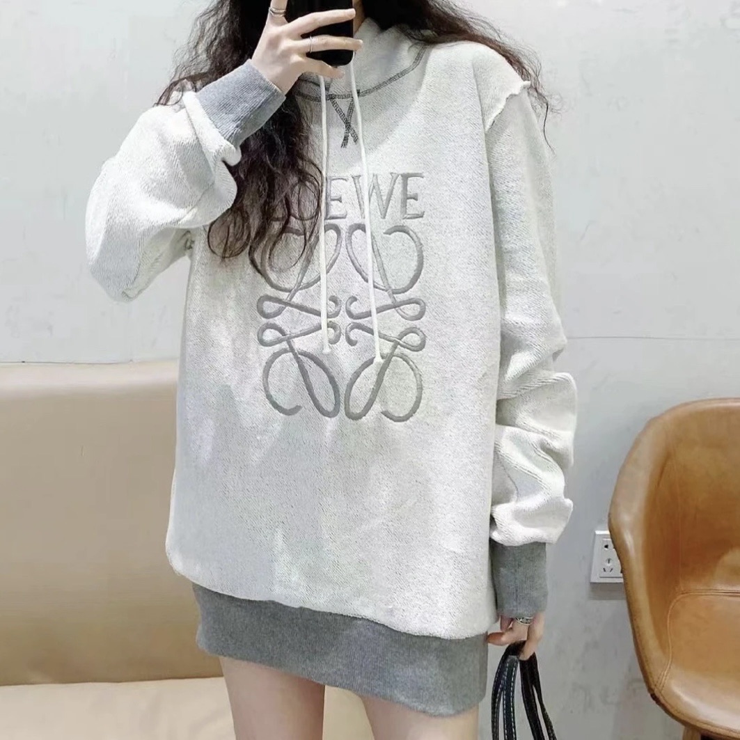 未使用 LOEWE/罗意威 汤/P245621654/刺绣大logo 反穿 卫衣 XS