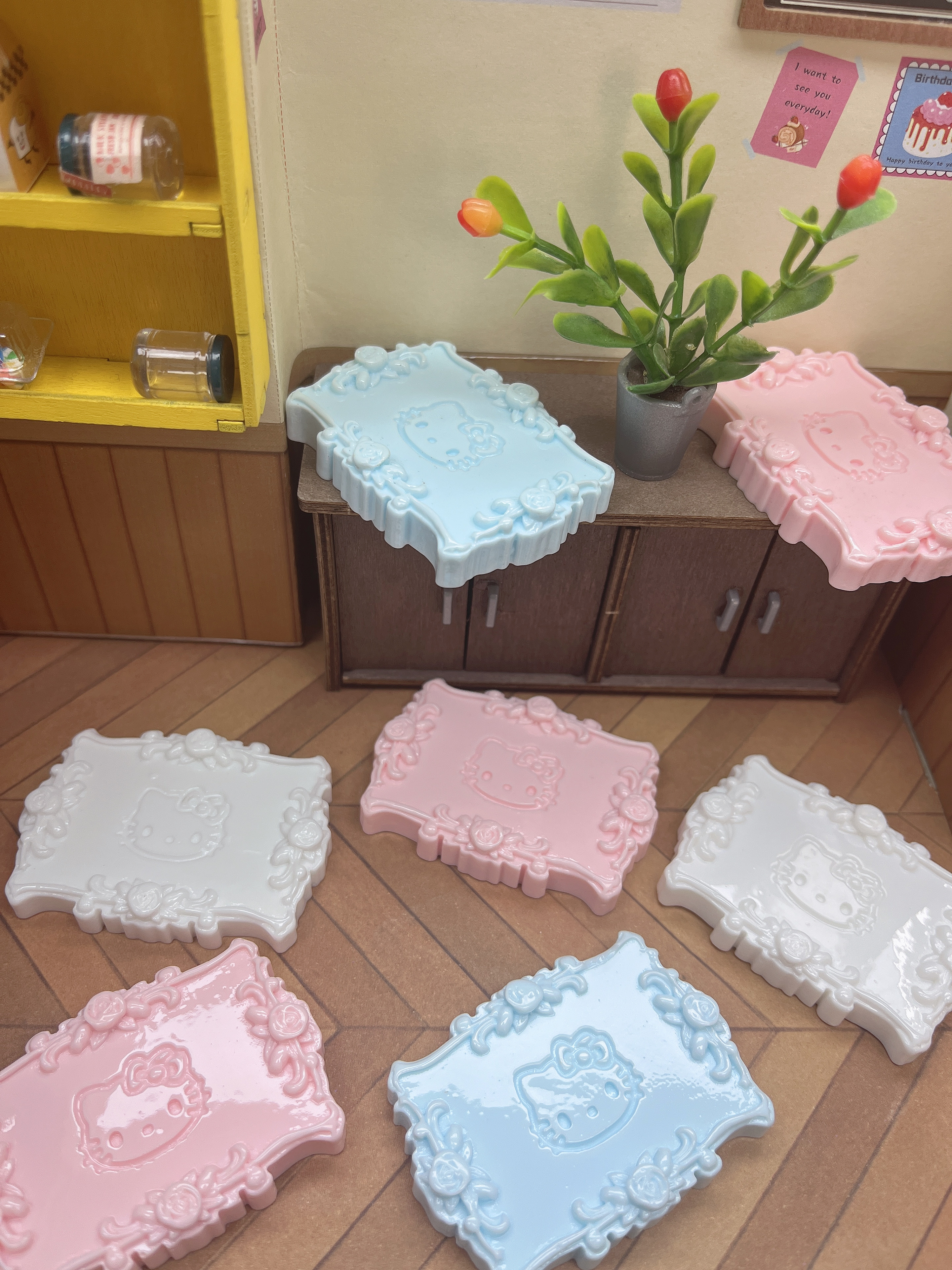 【彬彬定制-玫瑰浮雕底托】树脂盘子底托食玩diy配件摆件手机挂件