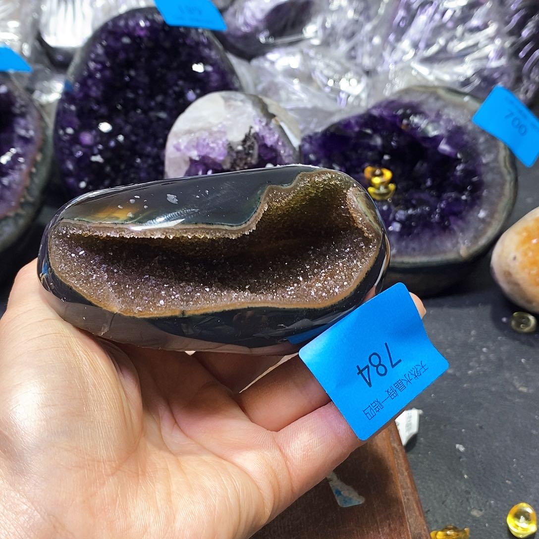 水晶大型摆件（非配饰）未镶嵌