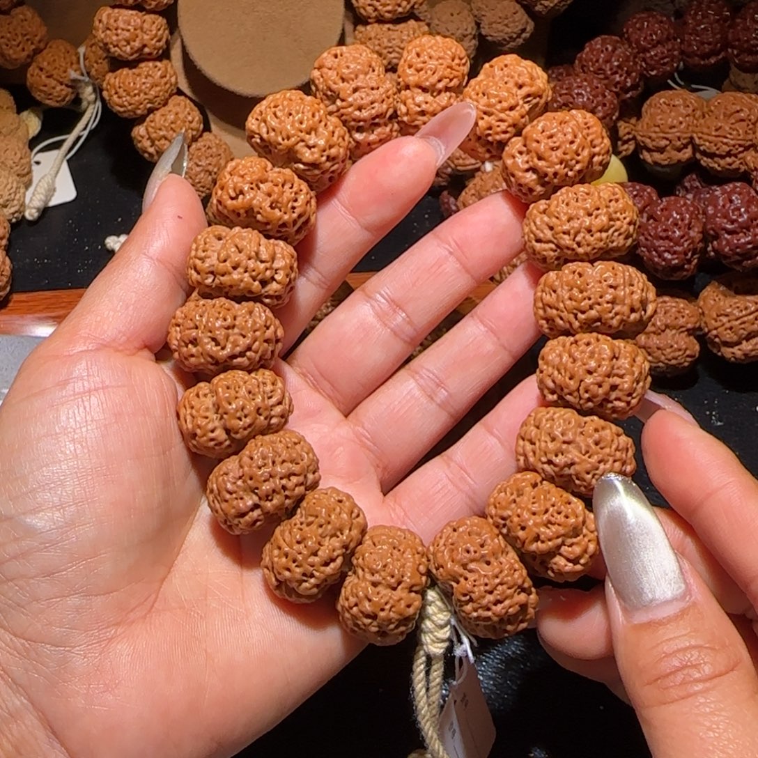 金刚菩提吊坠23夹板梁