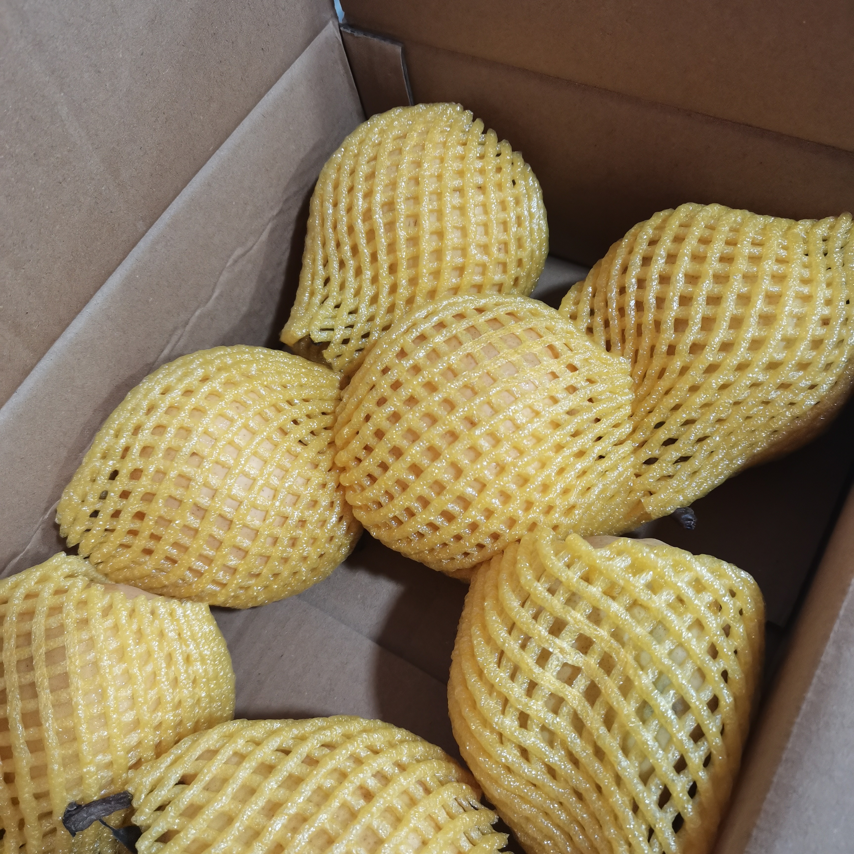 丑梨甘甜可口绵密多汁