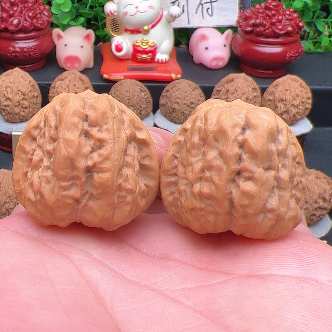 文玩核桃把件正版延庆蛤蟆头，尺寸35，微修