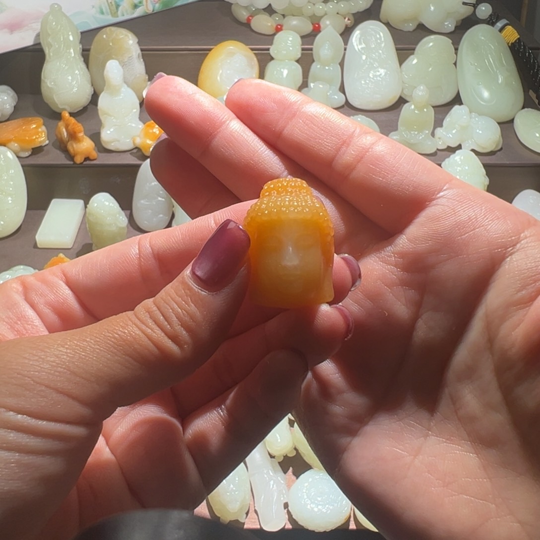 颈饰未镶嵌和田玉永*