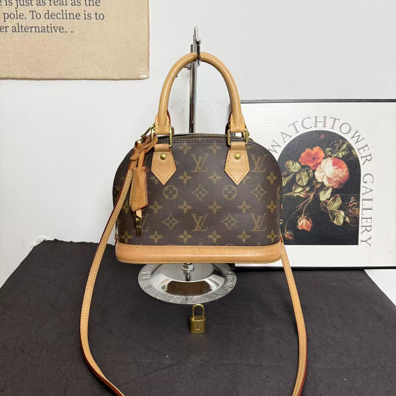 95新 LouisVuitton/路易威登 lv老花贝壳bb芯片款/斜挎包/手提包
