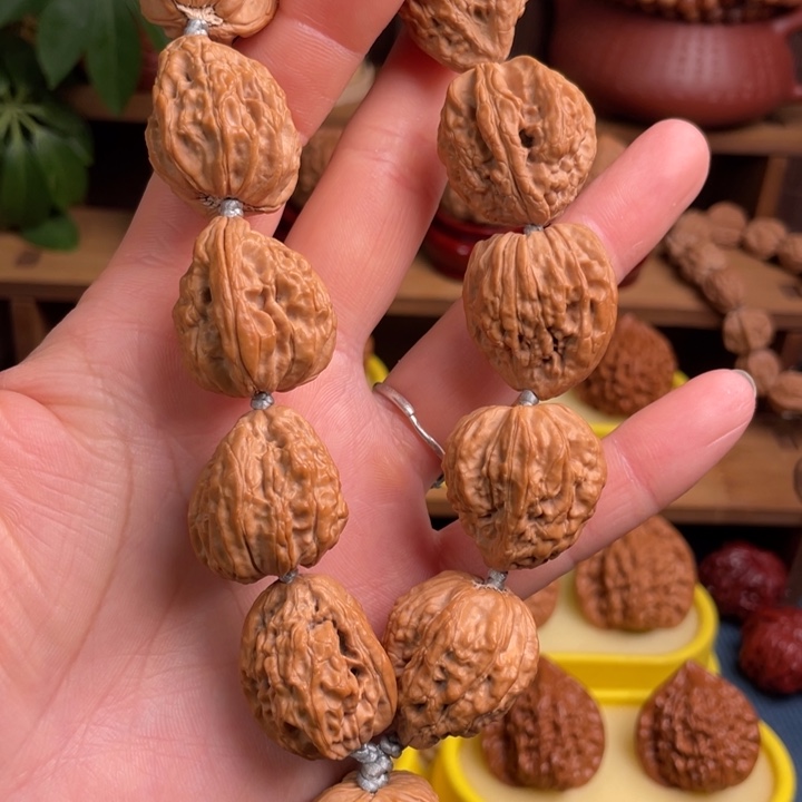 文玩核桃把件白狮子异性23