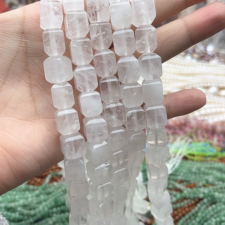 未镶嵌玛瑙/玉髓珠宝半成品一条10/12mm左右白阿塞长方块