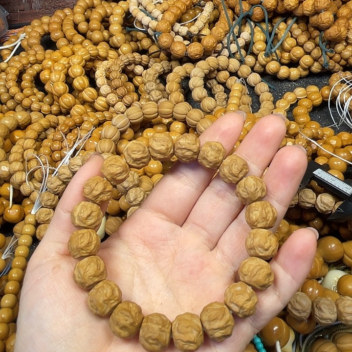 木莫****^全品龙蛇之变。      