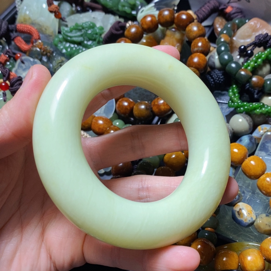 蛇纹石玉未镶嵌颈饰57口