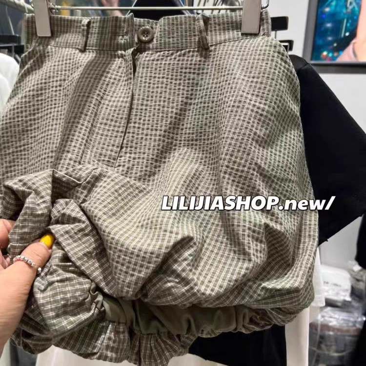 WWJJ夏季新款百搭时尚格子休闲灯笼女高腰显瘦a字花苞短裤