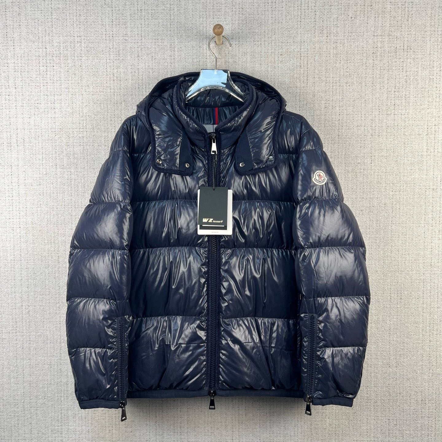 未使用 MONCLER Cotinus系列 侧边拉链亮面连帽羽绒服/尺码3/8992