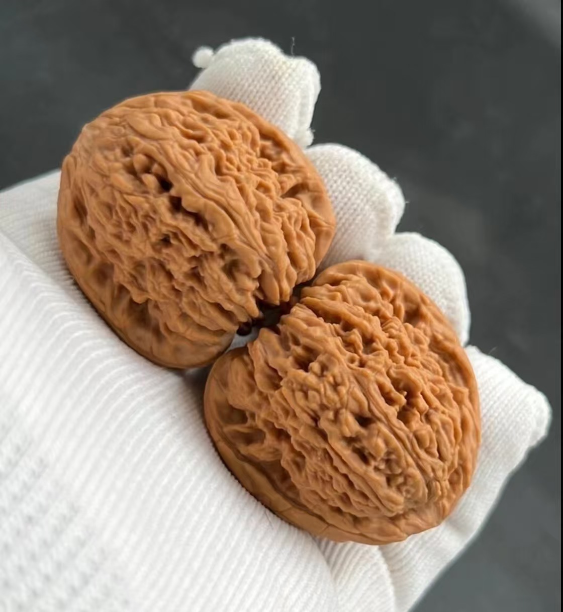 涿鹿县南将石万字纽花纹窝底炮弹桩蚂蚁纹老树野生果精配文玩核桃