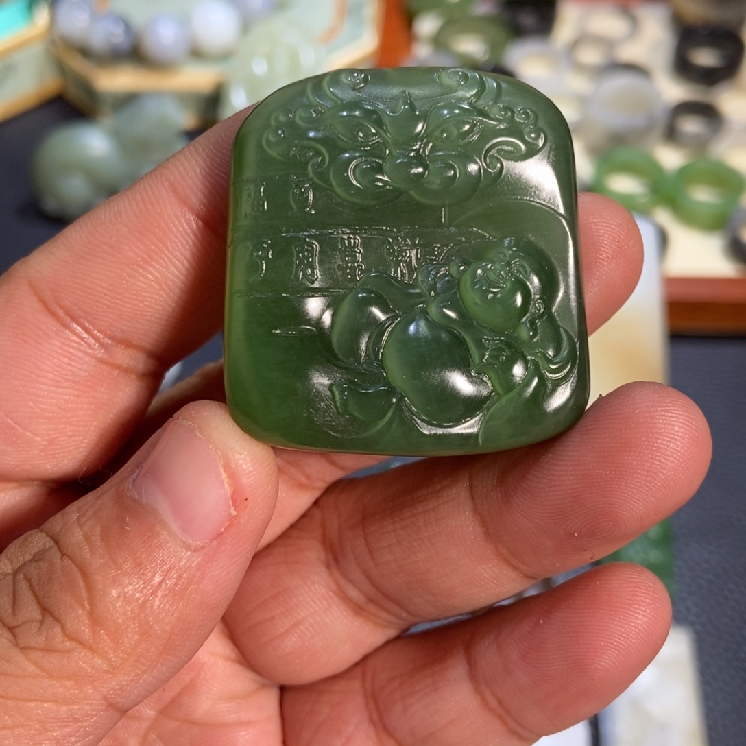 和田玉挂件未镶嵌