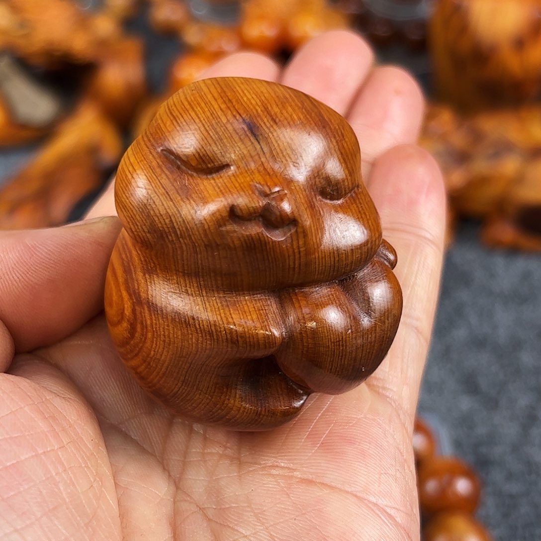 柏木太行崖柏手把件兔子