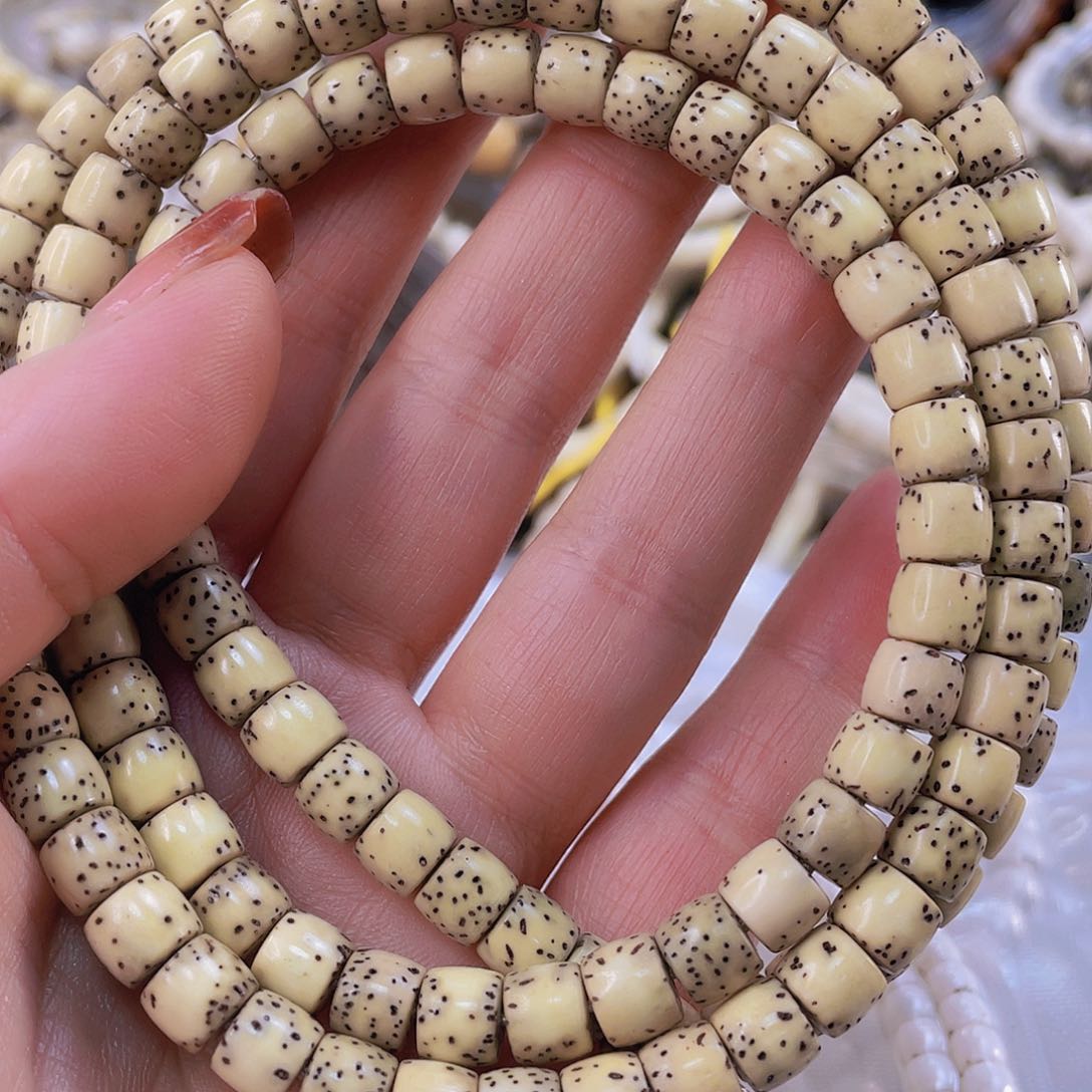 星月菩提吊坠氧化特价石玉料骨瓷白直切6/7一物一图