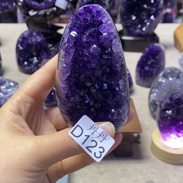 水晶未镶嵌大型摆件（非配饰）