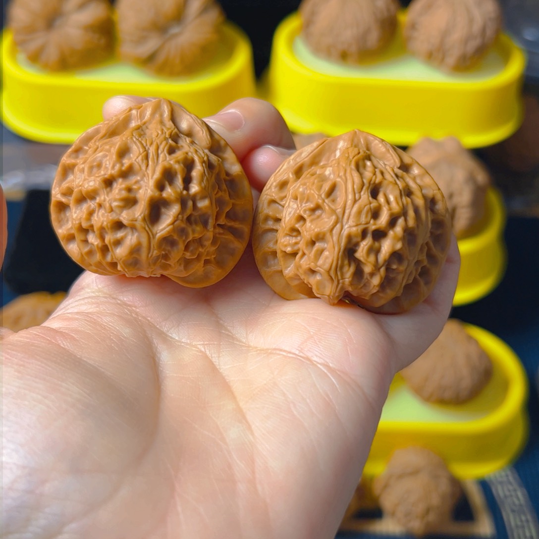 文玩核桃把件宫灯