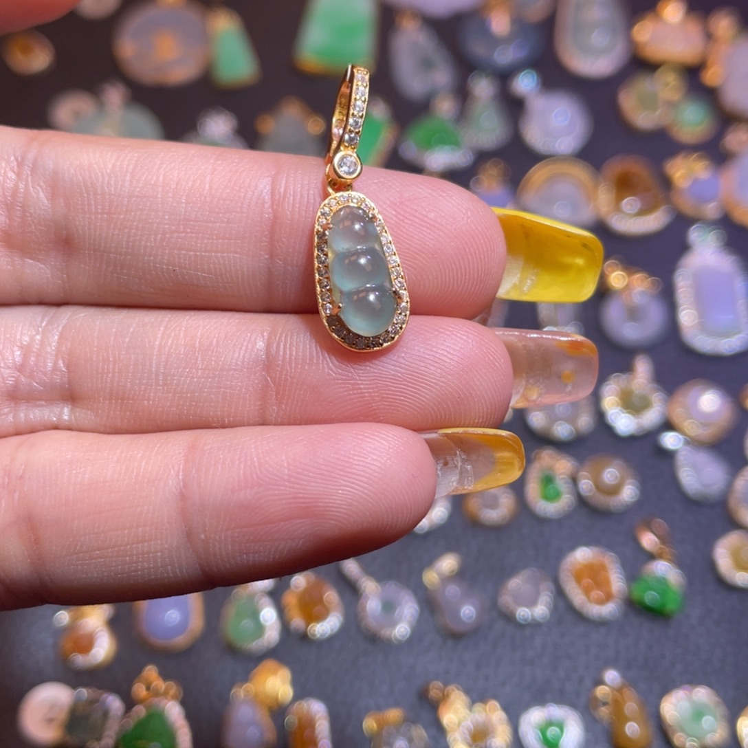 翡翠银S925镶嵌颈饰