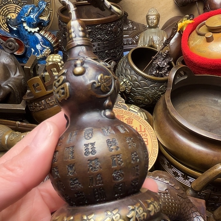 精美铜器批发档口