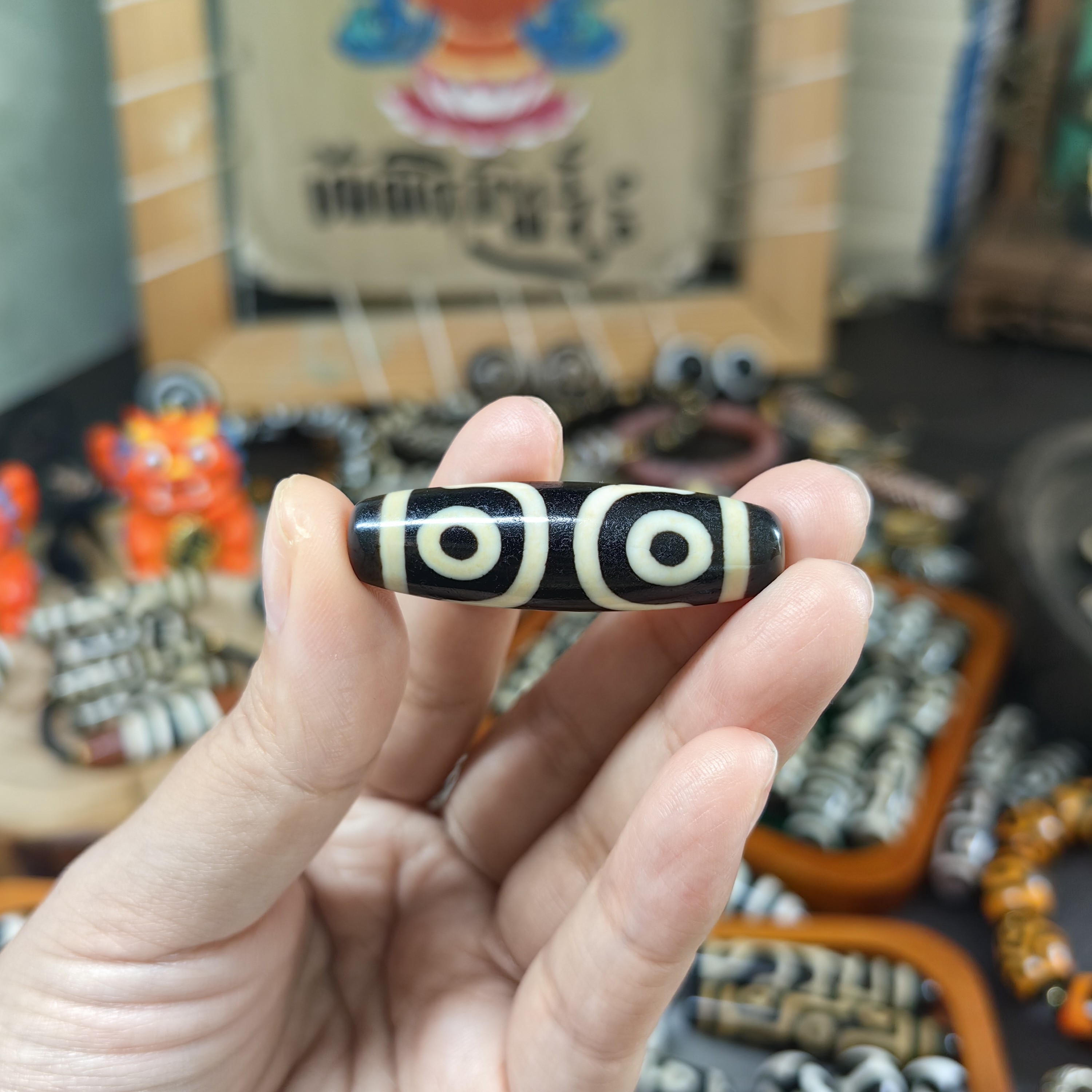 聚缘博古滑档宝盖大鹏三眼天珠