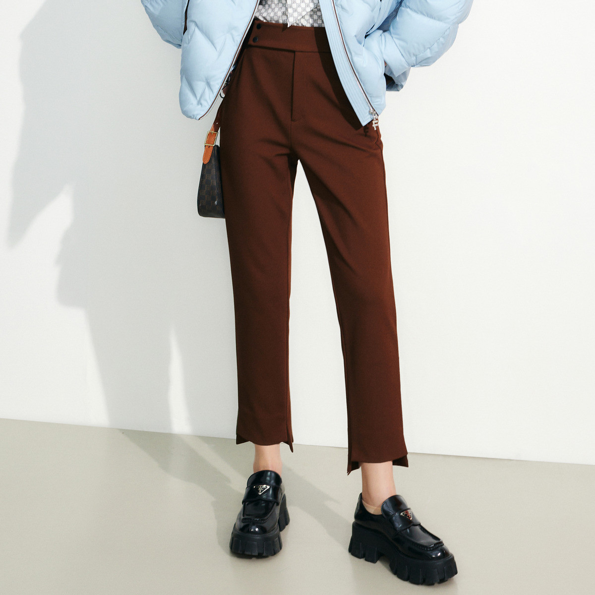 【粉丝专属】商场同款FF佛冬高腰酷感减龄设计休闲裤裤子女