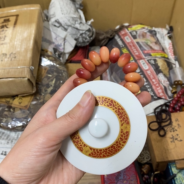 瓷片哈中古工艺品一件