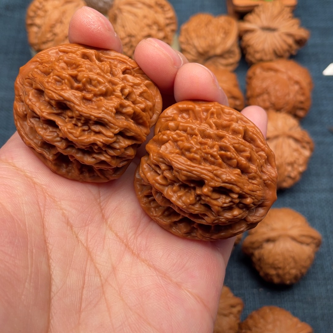 @***水文玩核桃把件41麦穗虎头全品