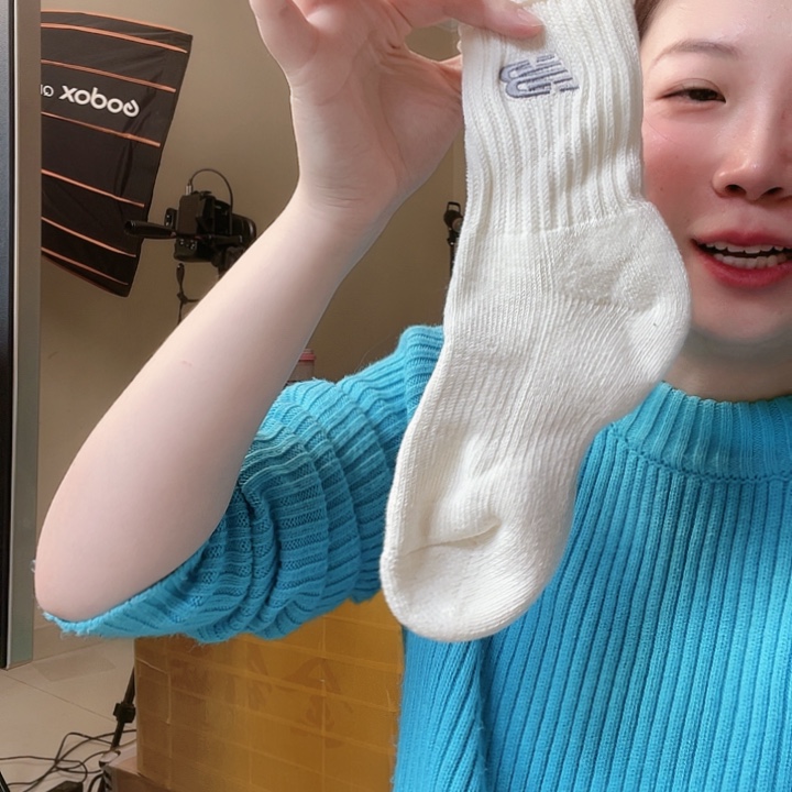 三醋酯纤维多百伦白色毛巾底高货袜子139