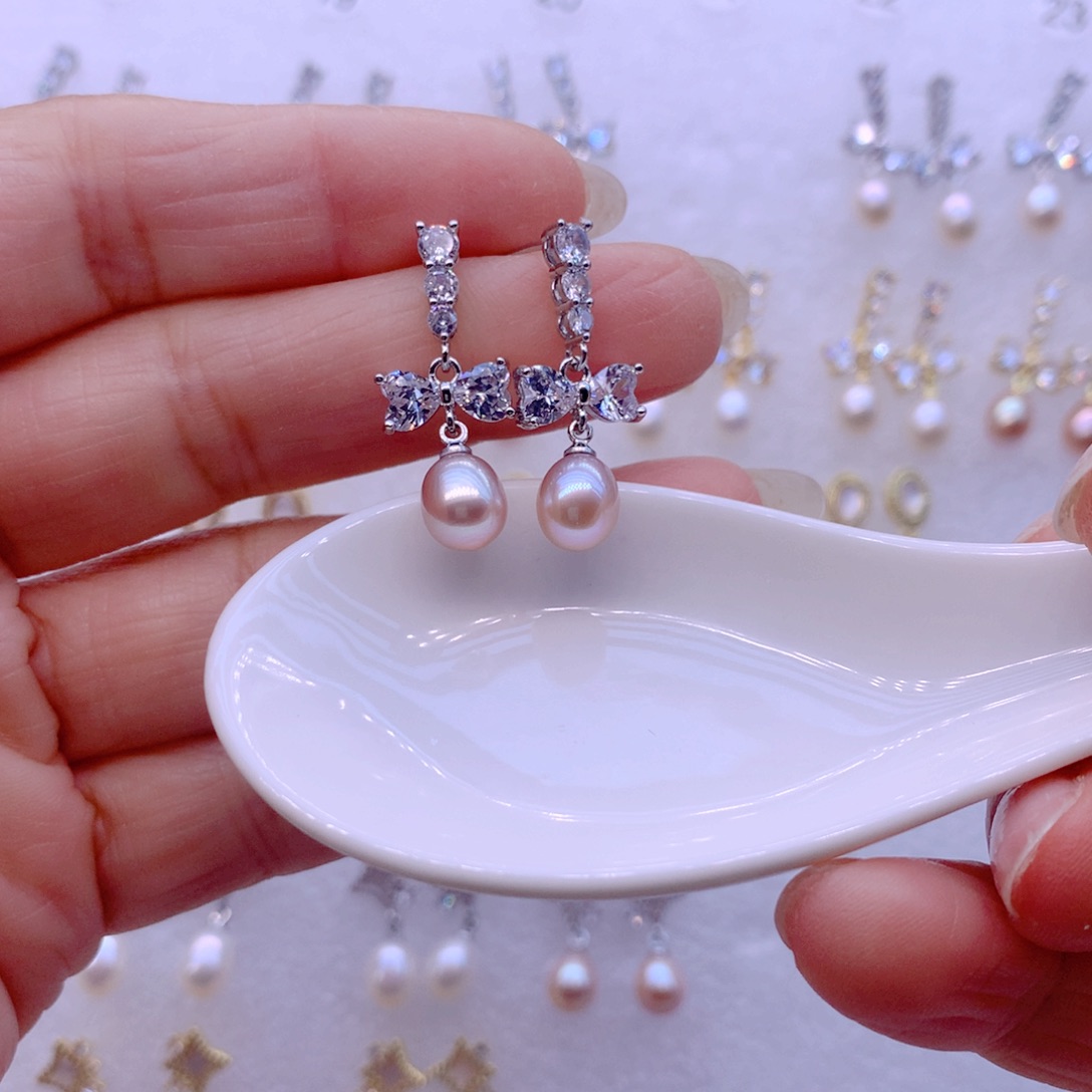 合金耳饰淡水珍珠