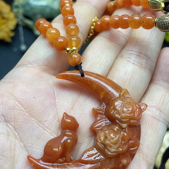 未镶嵌蛇纹石玉颈饰