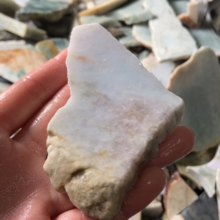 翡翠颈饰未镶嵌天然翡翠