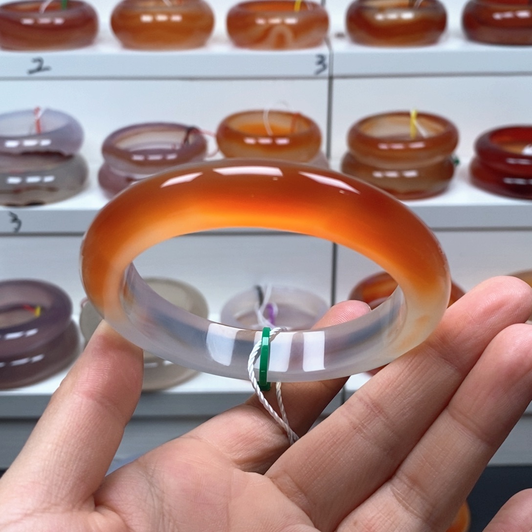 玛瑙/玉髓手镯未镶嵌愿**见