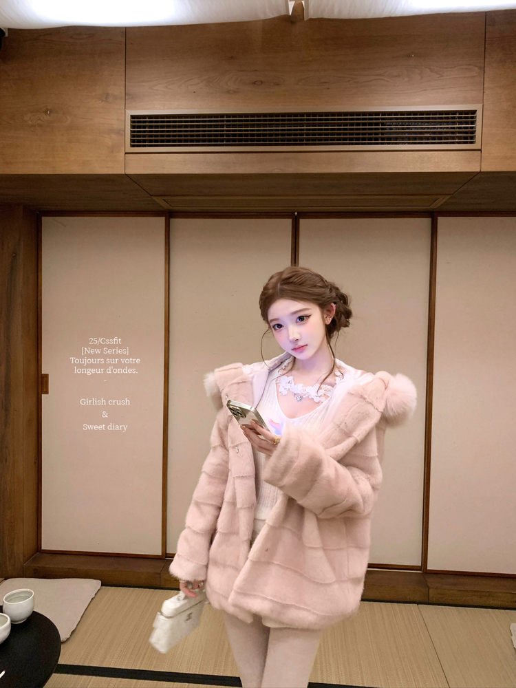 人造皮草 千金风环保貂毛连帽女冬日初恋感大衣保暖中长款