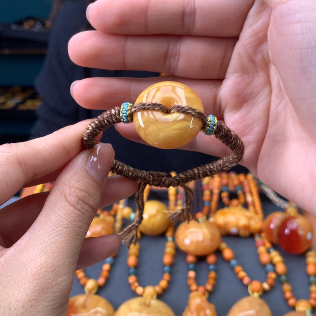 蜜蜡未镶嵌手绳天然