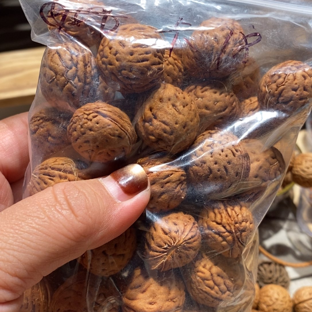 ****七桃核吊坠1818181818