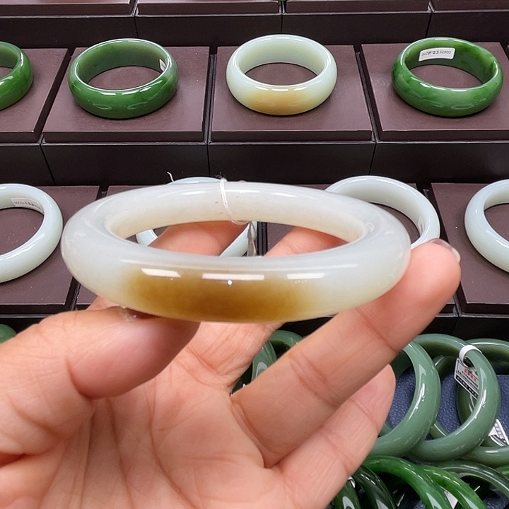 和田玉未镶嵌手镯5859