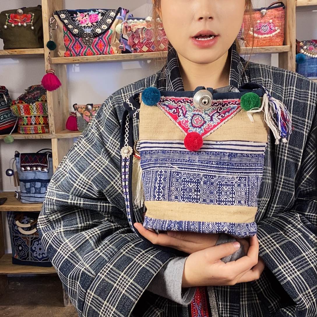 织绣手工制作包包