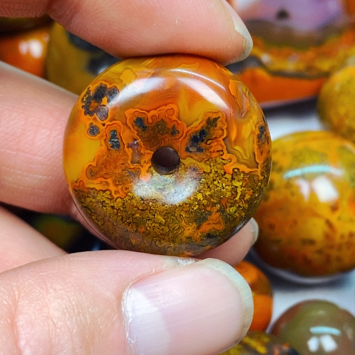 放***刀玛瑙/玉髓未镶嵌玛瑙