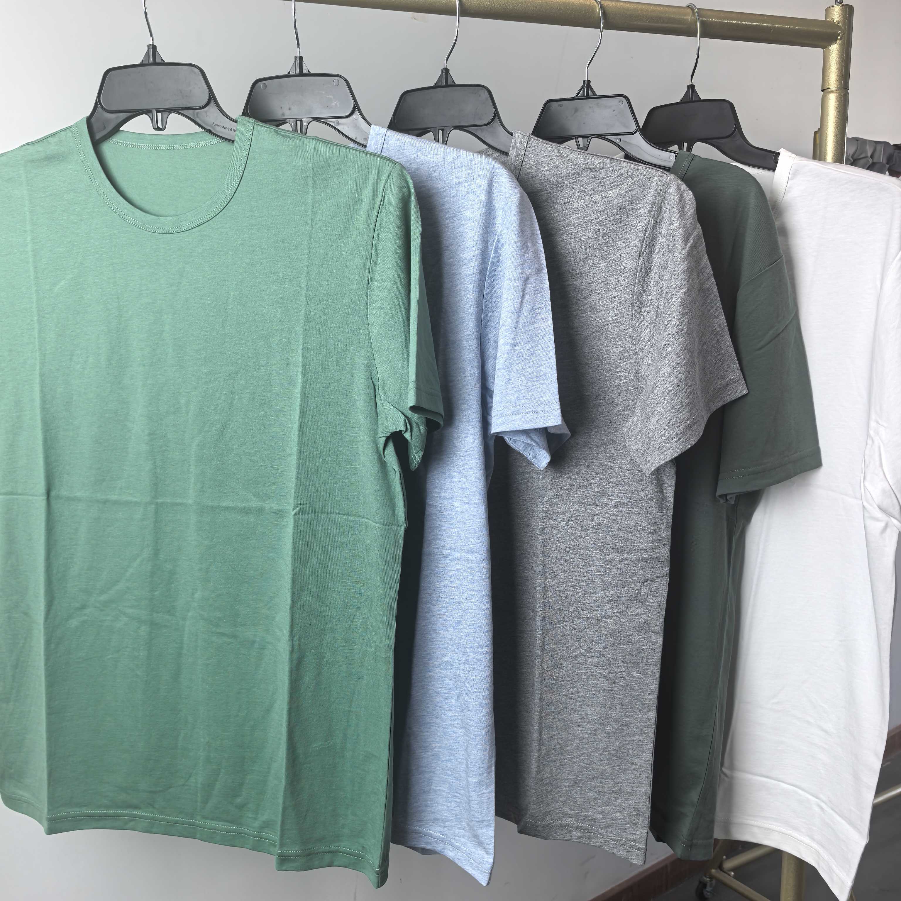 常规圆领老钱风纯色短袖运动T恤百搭男装清凉感山系