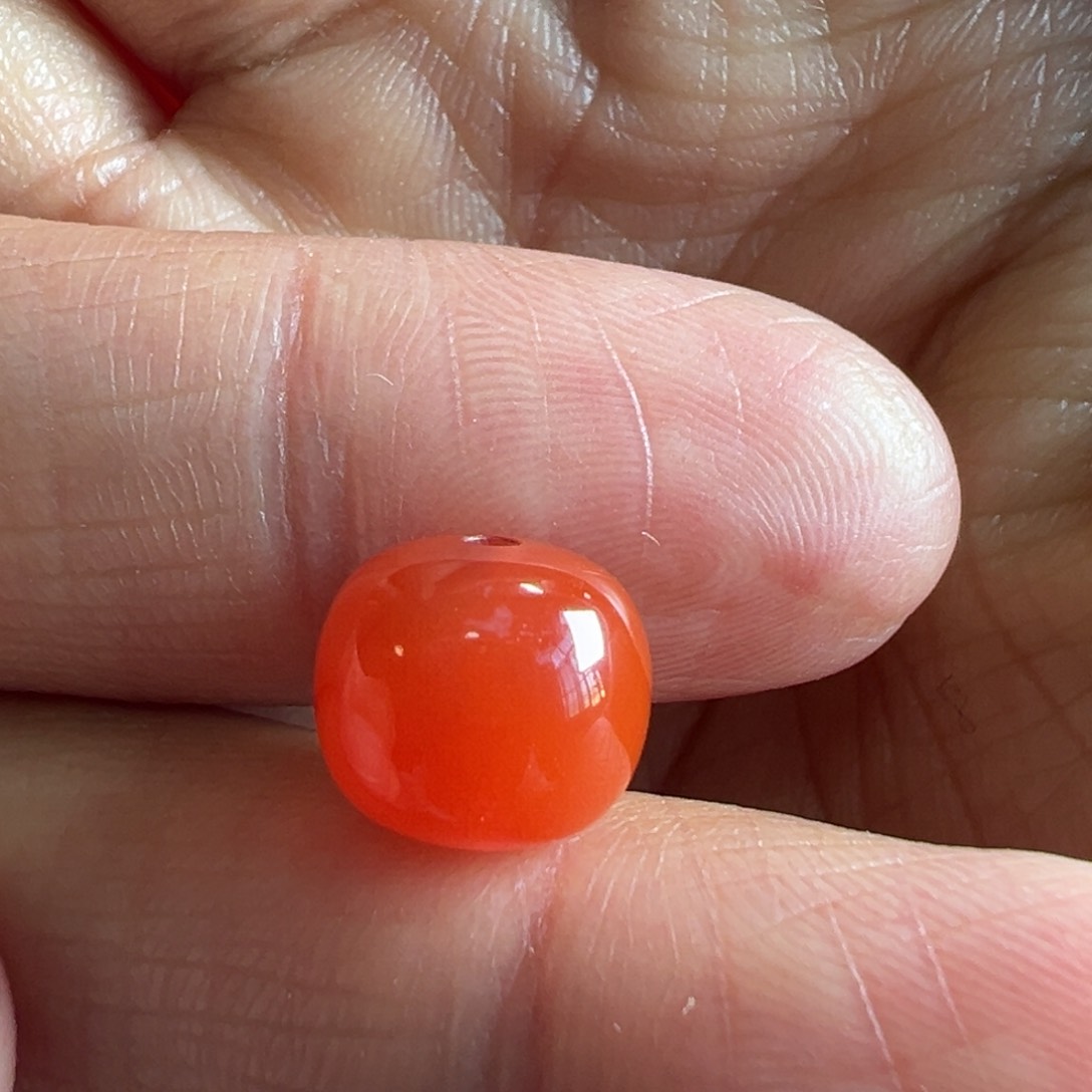 南红玛瑙老型10*8.8未镶嵌赵***?